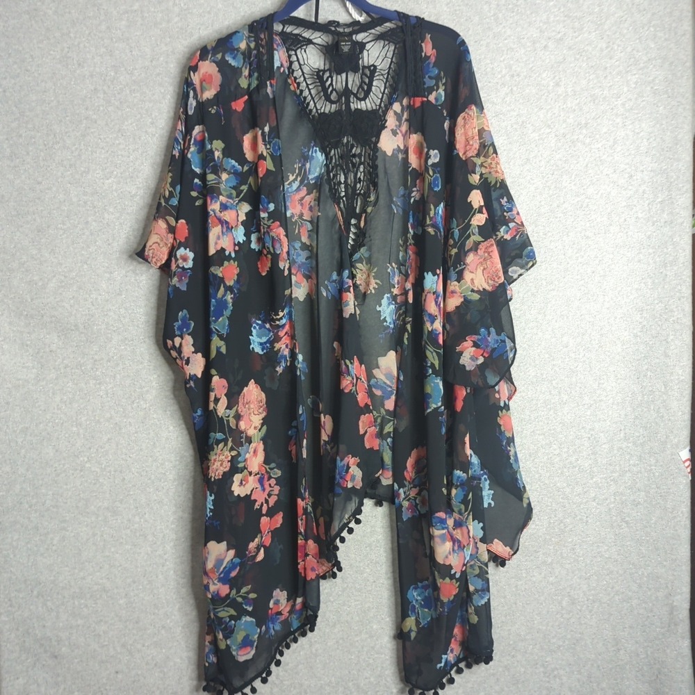 Mixit Floral Kimono One Size Black Sheer Cover Up Pom Pom Trim Crochet Back